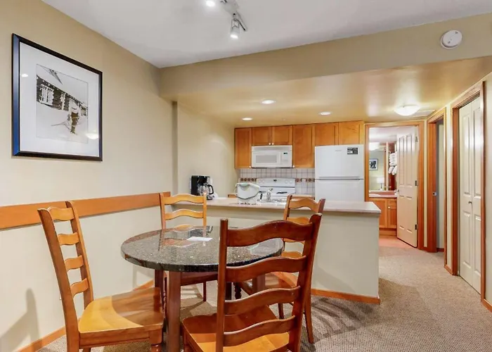 Apartment: Whistler Peak Lodge